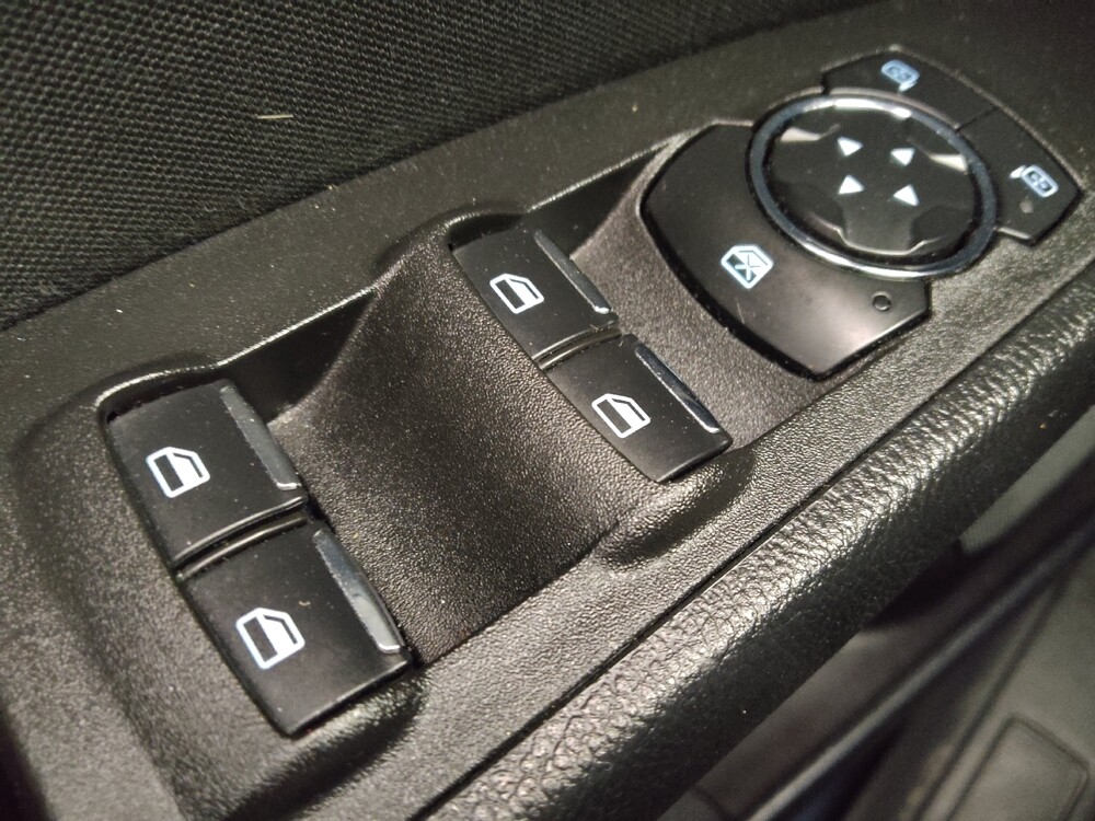 2020 Ford Fusion in Live Oak, TX 78233 - 18092556 27