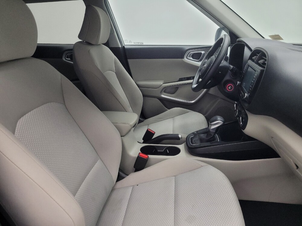 2020 Kia Soul in Indianapolis, IN 46222 - 18092560 21