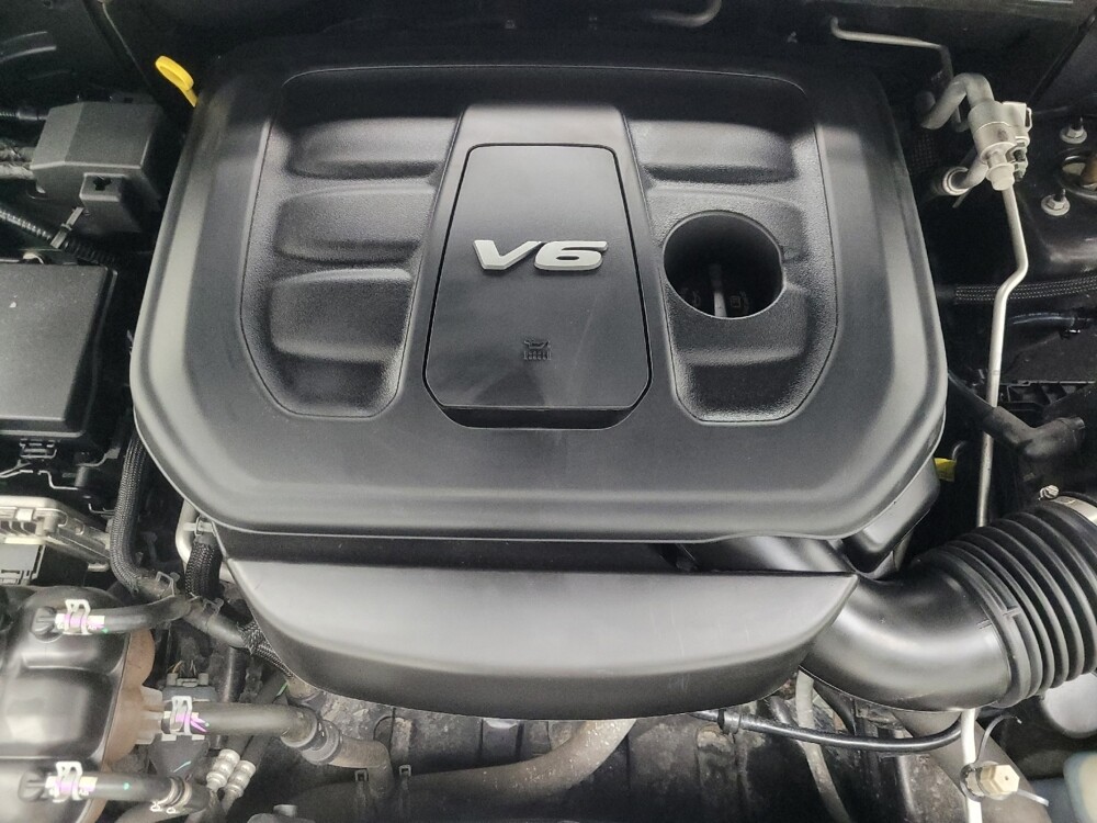 2017 Jeep Grand Cherokee in Indianapolis, IN 46219 - 18092564 30