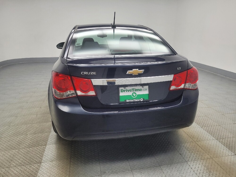 2016 Chevrolet Cruze in Indianapolis, IN 46219 - 18092565 6