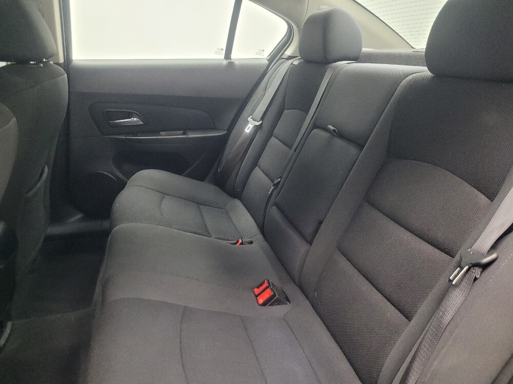 2016 Chevrolet Cruze in Indianapolis, IN 46219 - 18092565 18