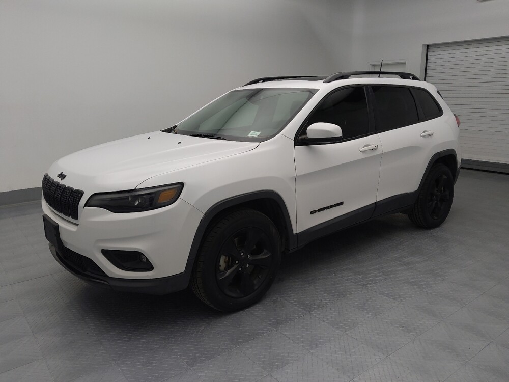 2019 Jeep Cherokee in Wichita, KS 67207 - 18092568 2