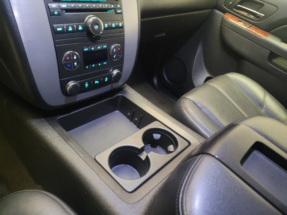 2014 GMC Yukon XL in El Cajon, CA 92020 - 18092570 26