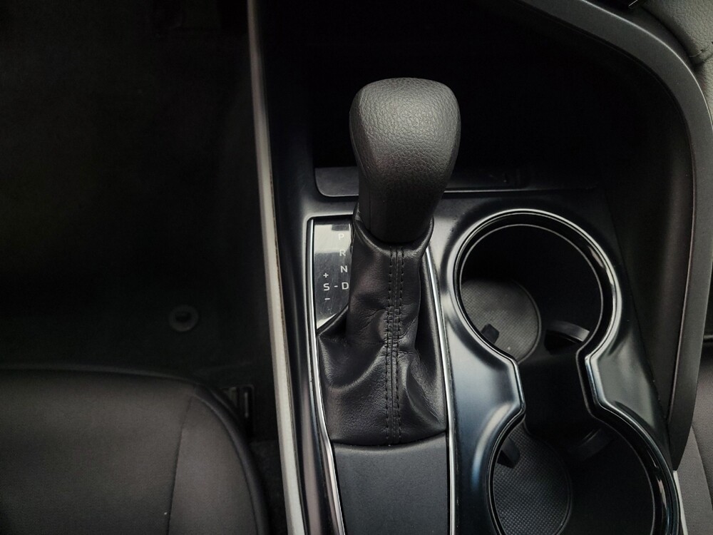 2019 Toyota Camry in Las Vegas, NV 89102 - 18092572 26