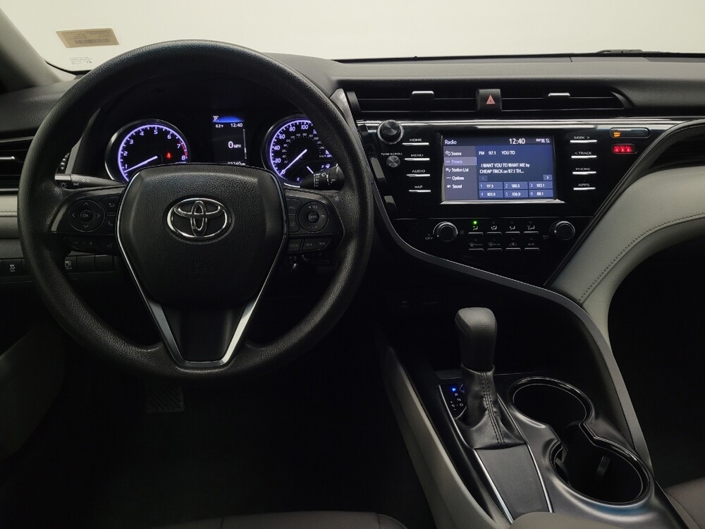 2019 Toyota Camry in Las Vegas, NV 89102 - 18092572 22