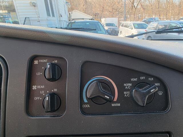 2007 Ford E-350 and Econoline 350 in Blauvelt, NY 10913 - 18092578 18