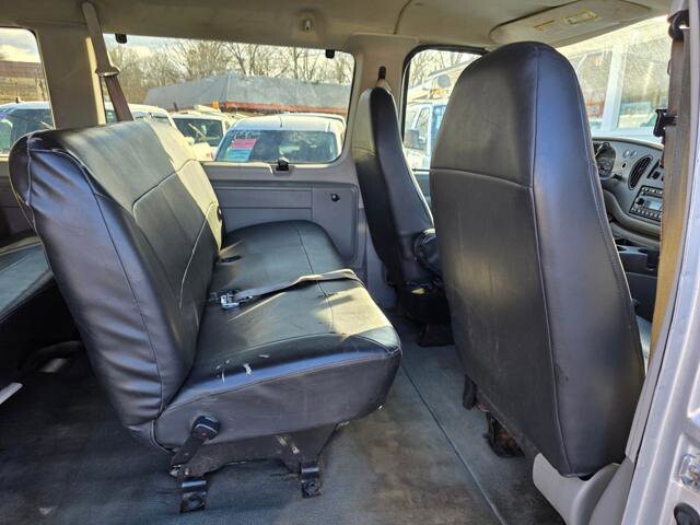 2007 Ford E-350 and Econoline 350 in Blauvelt, NY 10913 - 18092578 48