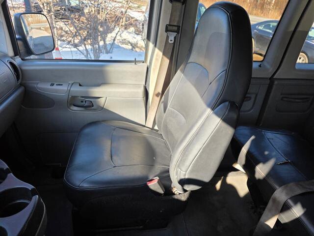 2007 Ford E-350 and Econoline 350 in Blauvelt, NY 10913 - 18092578 23