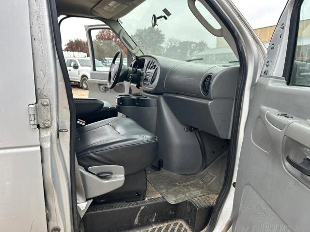 2007 Ford E-350 and Econoline 350 in Blauvelt, NY 10913 - 18092578 12