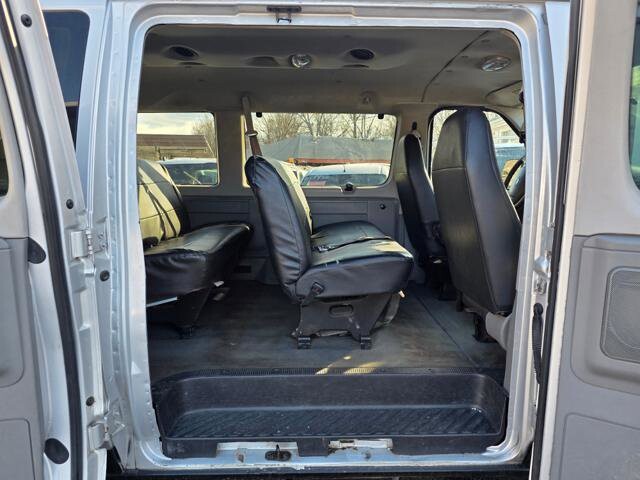 2007 Ford E-350 and Econoline 350 in Blauvelt, NY 10913 - 18092578 44