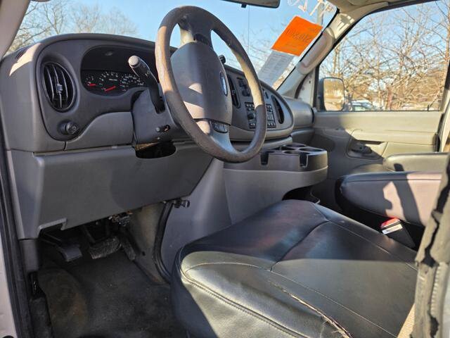 2007 Ford E-350 and Econoline 350 in Blauvelt, NY 10913 - 18092578 10