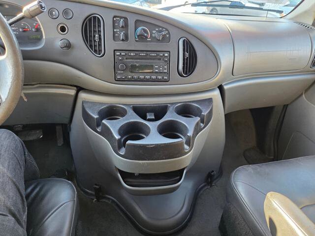 2007 Ford E-350 and Econoline 350 in Blauvelt, NY 10913 - 18092578 16