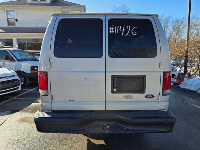 2007 Ford E-350 and Econoline 350 in Blauvelt, NY 10913 - 18092578 7