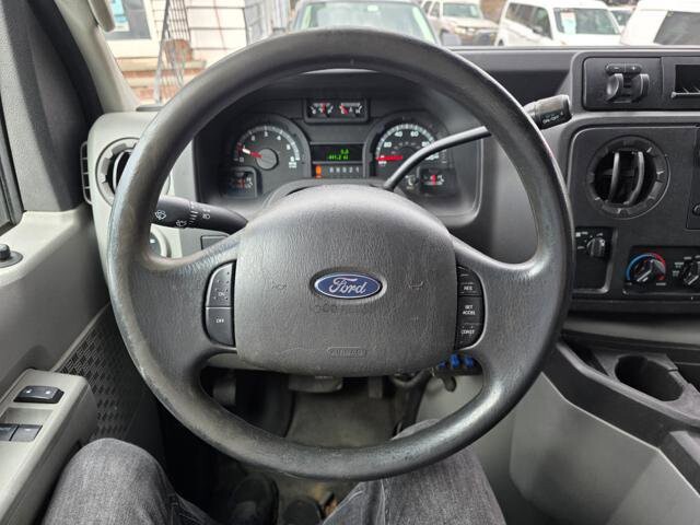 2013 Ford E-250 and Econoline 250 in Blauvelt, NY 10913 - 18092579 13