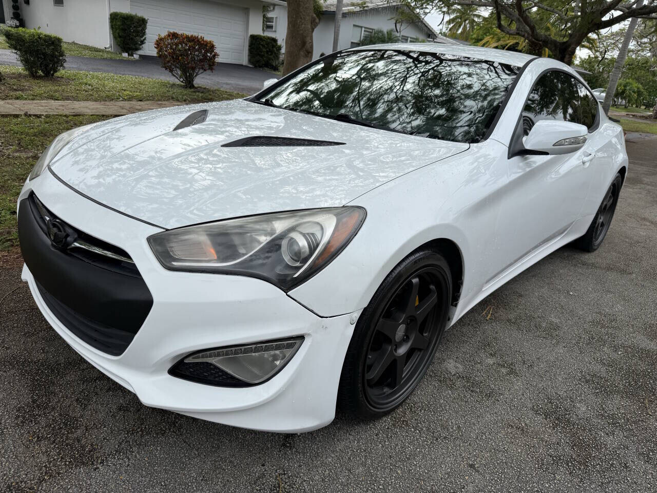 2016 Hyundai Genesis Coupe in Hollywood, FL 33023-1906 - 18092585