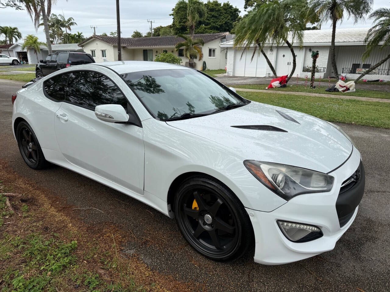 2016 Hyundai Genesis Coupe in Hollywood, FL 33023-1906 - 18092585 20