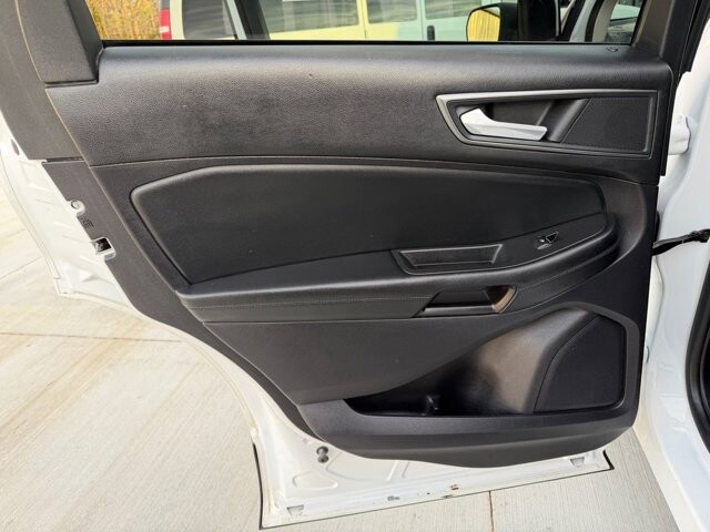 2020 Ford Edge in Knoxville, TN 37920 - 18092586 7