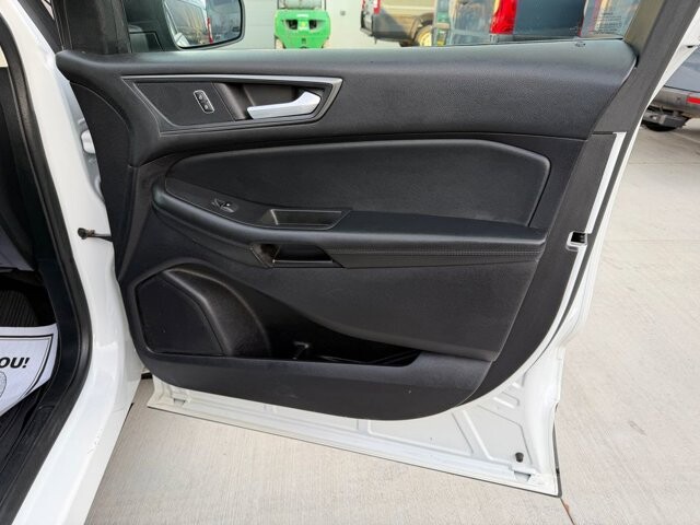 2020 Ford Edge in Knoxville, TN 37920 - 18092586 10