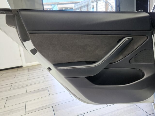 2019 Tesla Model 3 in Cinnaminson, NJ 08077 - 18092587 12