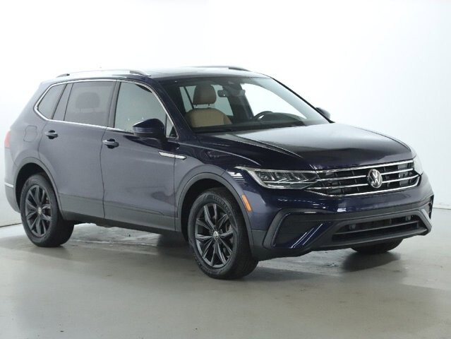 2022 Volkswagen Tiguan in Bedford, OH 44146 - 18092593 9