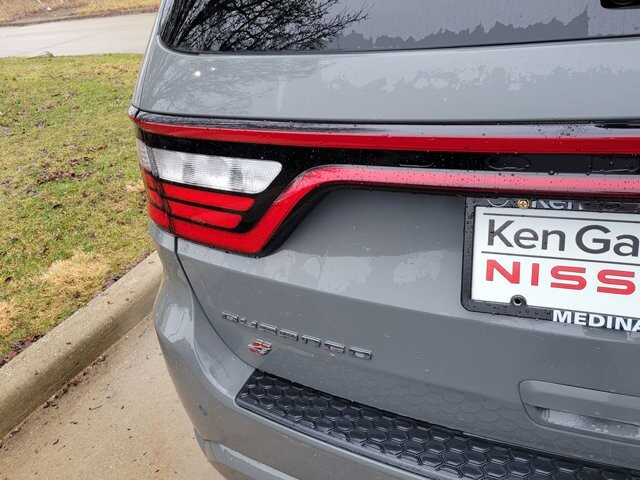 2022 Dodge Durango in Bedford, OH 44146 - 18092594 16
