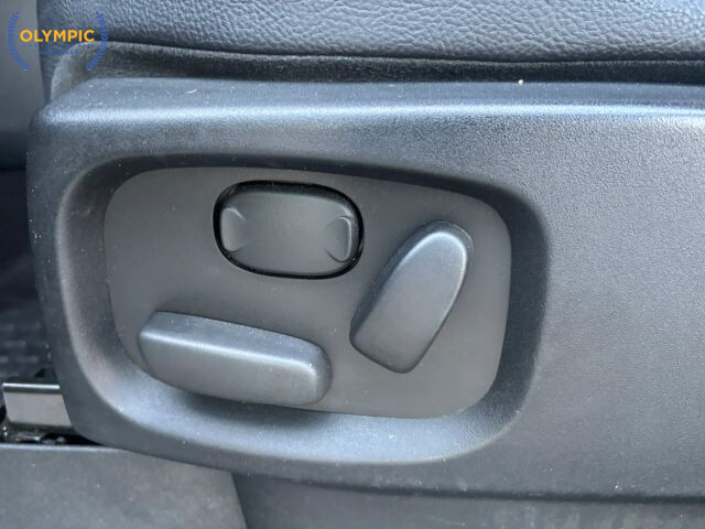 2016 Land Rover LR4 in Decatur, GA 30032 - 18092605 33