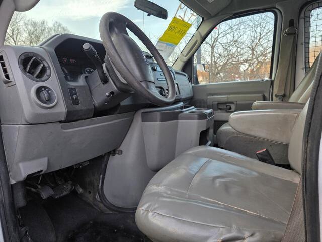 2012 Ford E-250 and Econoline 250 in Blauvelt, NY 10913 - 18092607 9