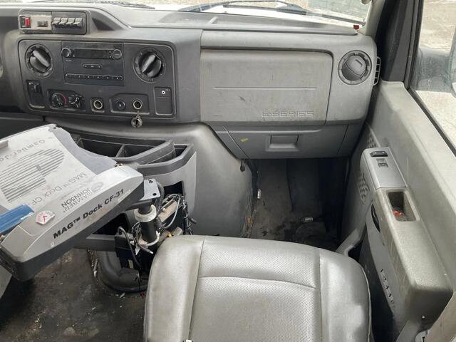 2012 Ford E-250 and Econoline 250 in Blauvelt, NY 10913 - 18092607 8