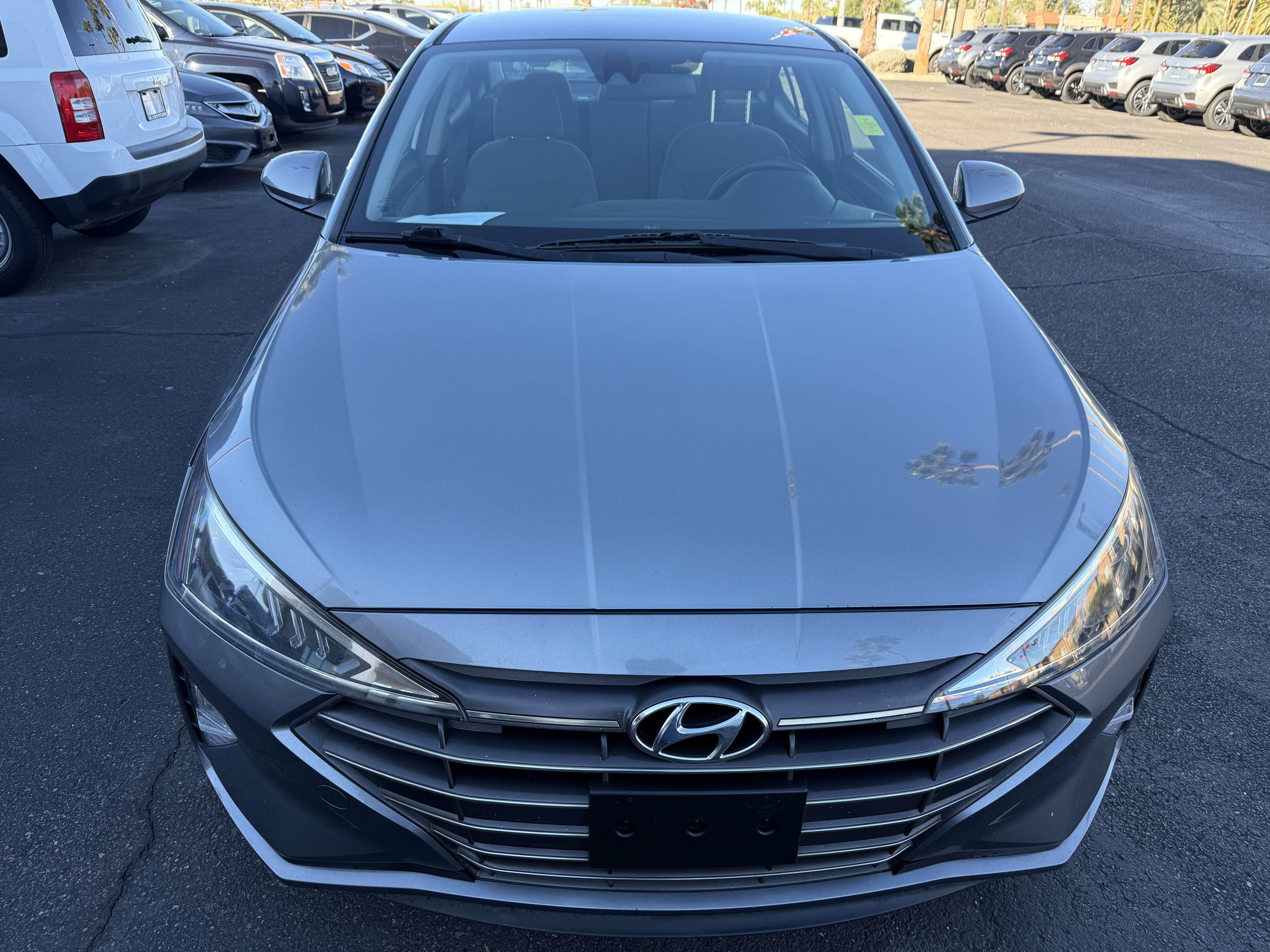 2019 Hyundai Elantra in Phoenix, AZ 85022 - 18092610 2