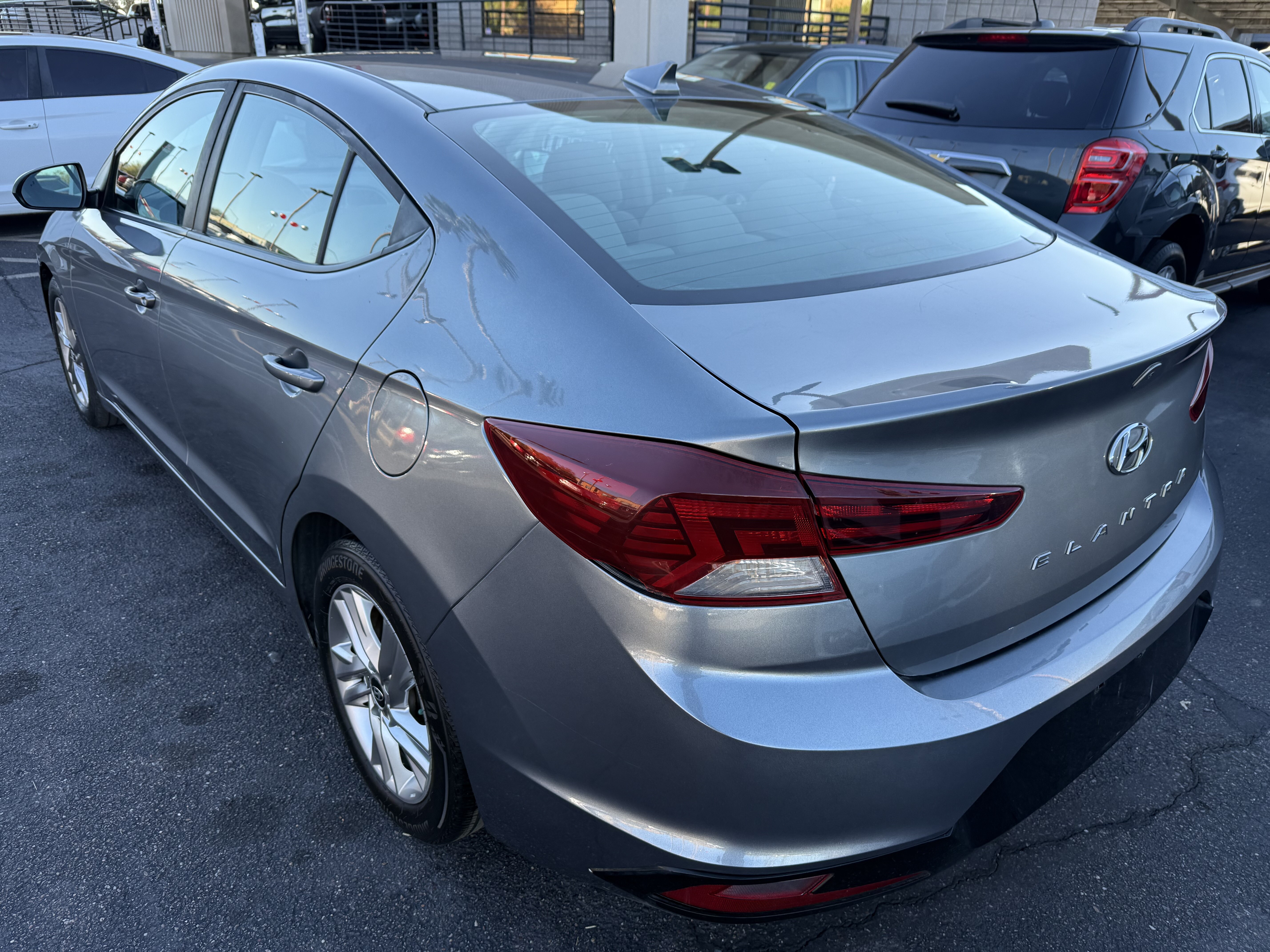 2019 Hyundai Elantra in Phoenix, AZ 85022 - 18092610 6