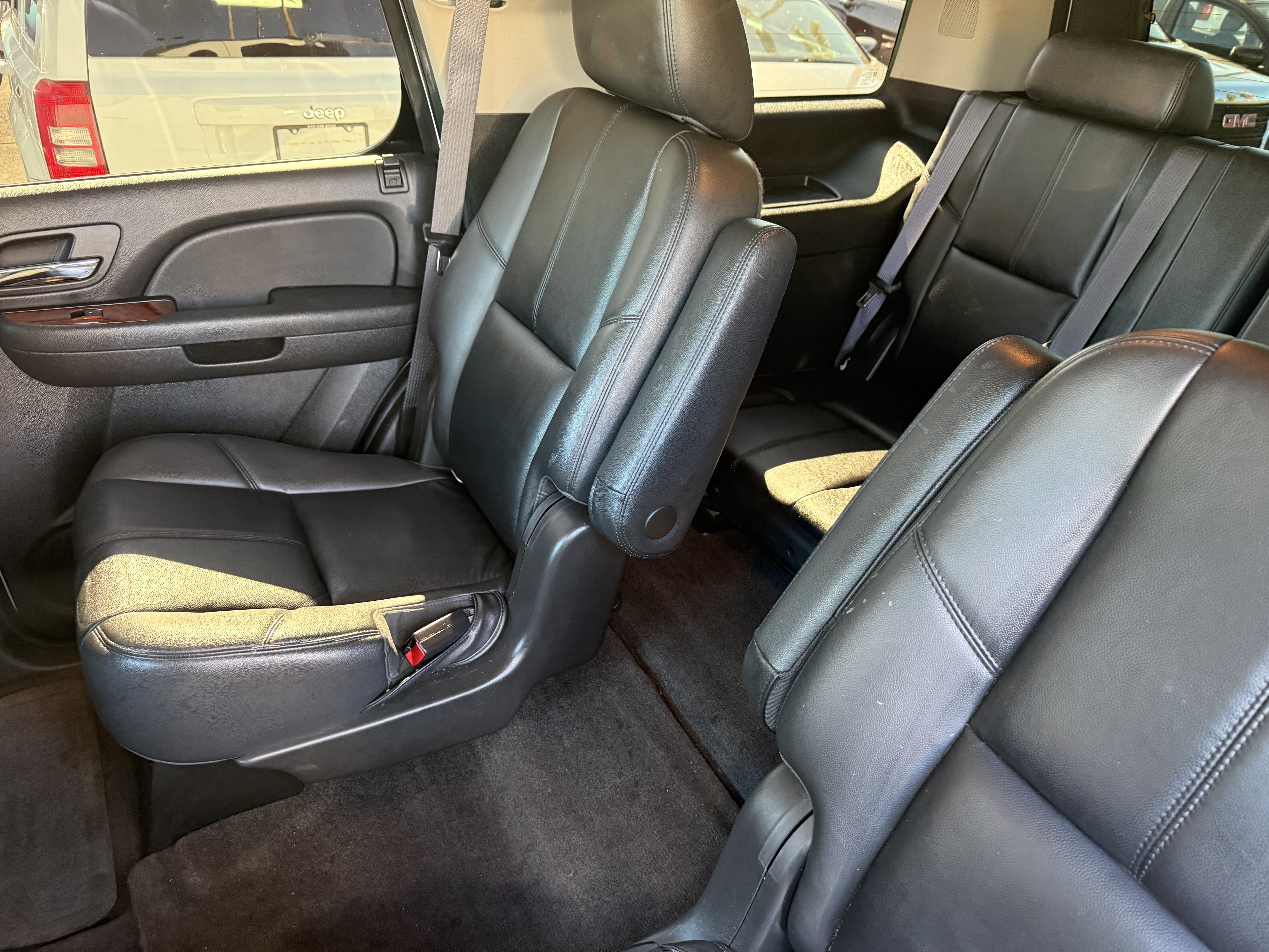 2013 GMC Yukon in Phoenix, AZ 85022 - 18092612 8