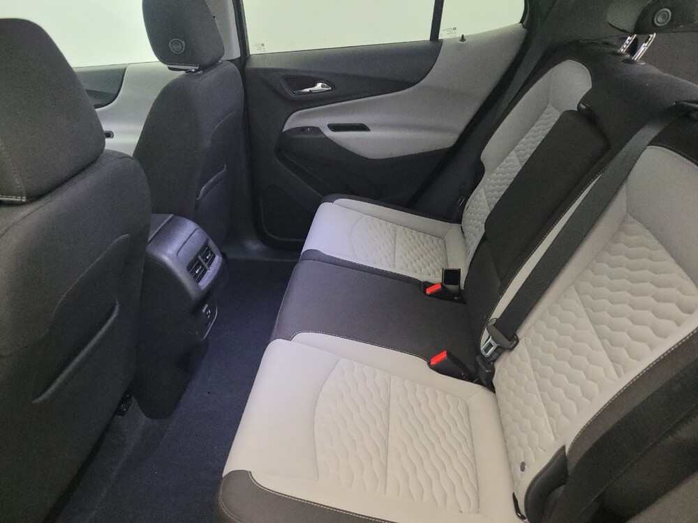 2020 Chevrolet Equinox in Plymouth Meeting, PA 19462 - 18092613 18