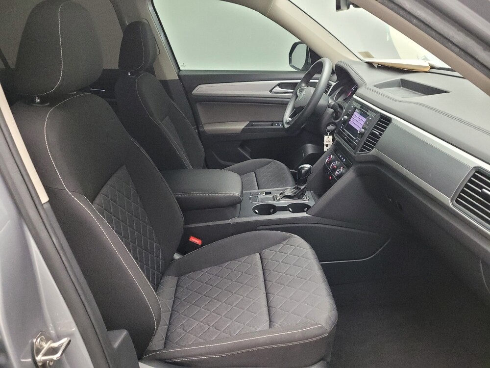 2021 Volkswagen Atlas in Riverside, CA 92504 - 18092617 21