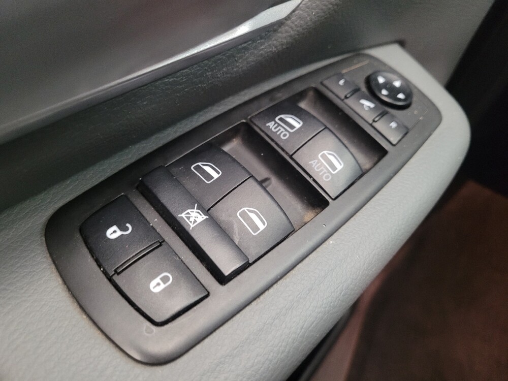 2021 RAM 1500 in Sacramento, CA 95821 - 18092619 27