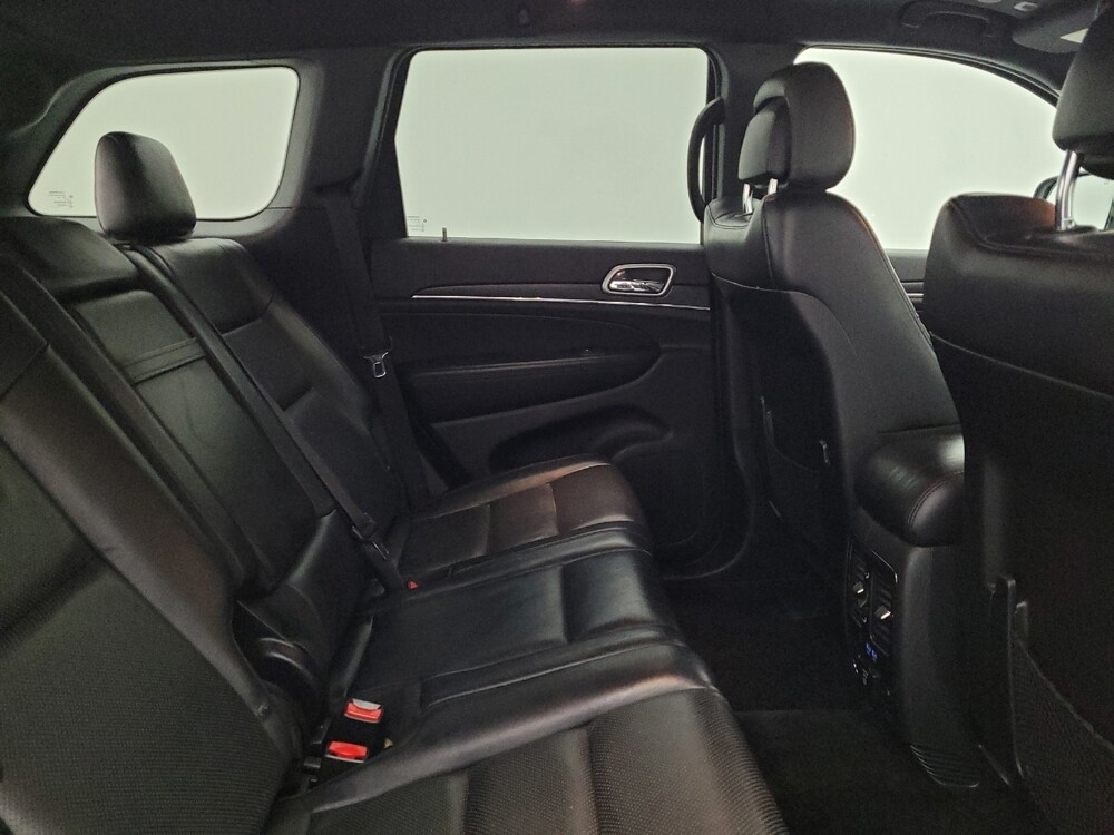 2018 Jeep Grand Cherokee in Fairfield, OH 45014 - 18092622 19