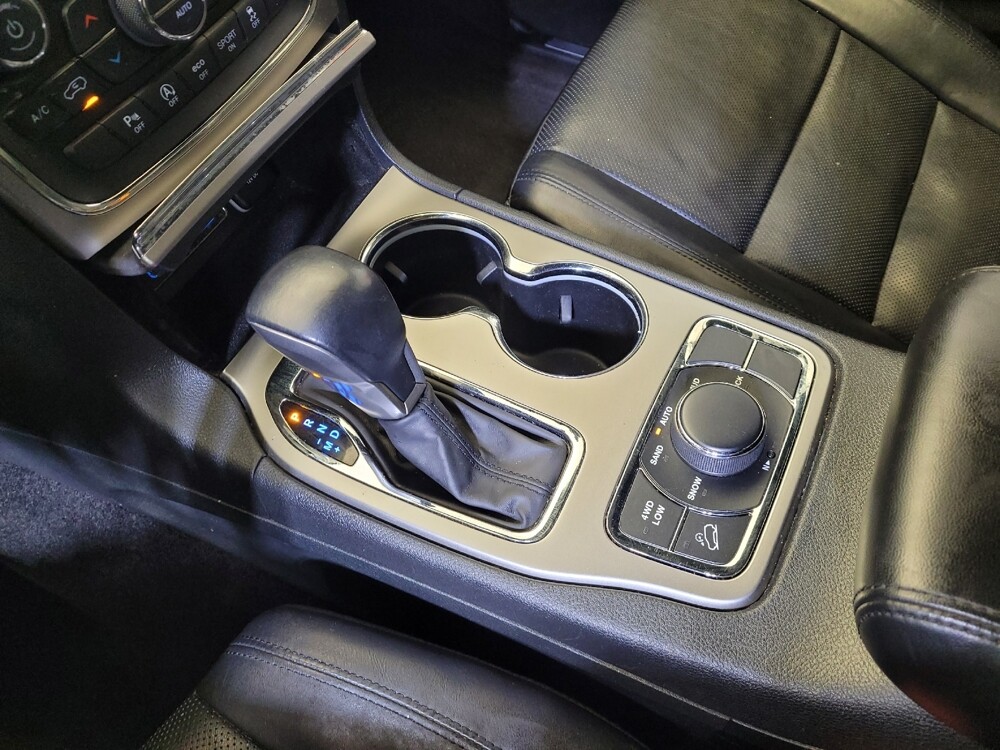 2018 Jeep Grand Cherokee in Fairfield, OH 45014 - 18092622 26