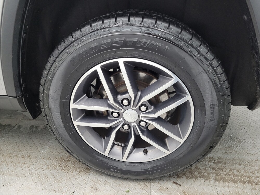 2018 Jeep Grand Cherokee in Fairfield, OH 45014 - 18092622 31