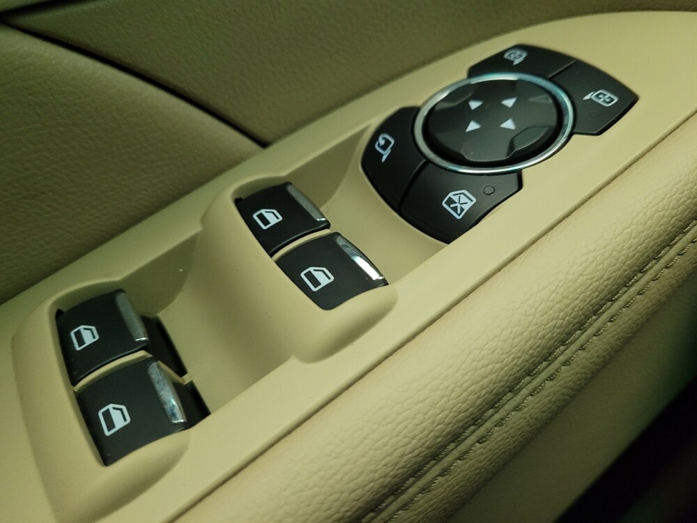 2016 Ford Explorer in Riverside, CA 92504 - 18092623 27