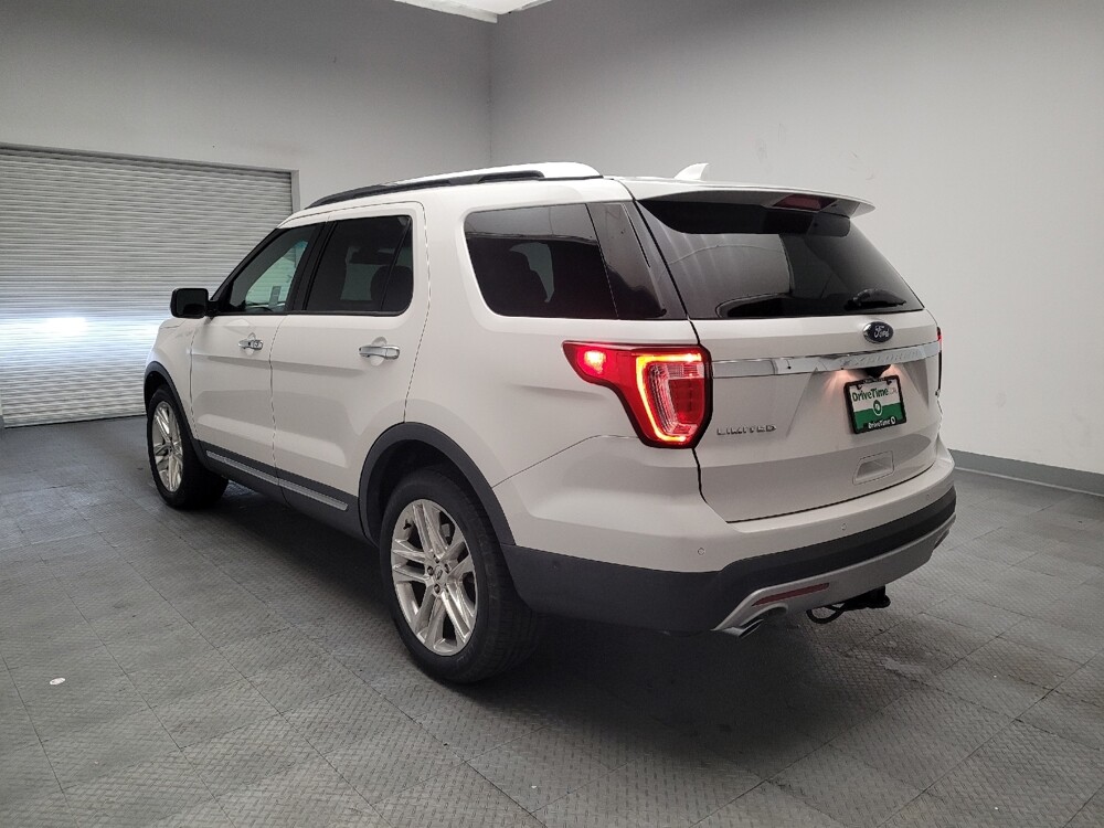 2016 Ford Explorer in Riverside, CA 92504 - 18092623 5