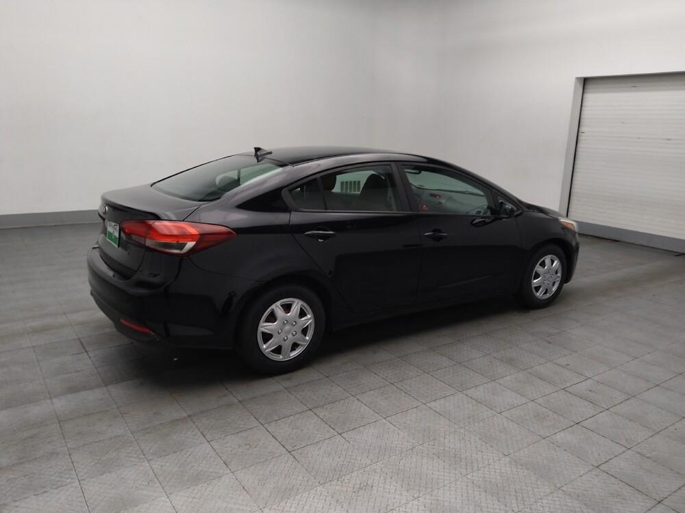 2017 Kia Forte in Union City, GA 30291 - 18092627 10
