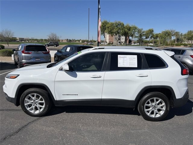 2017 Jeep Cherokee in Mesa, AZ 85212 - 18092629 8