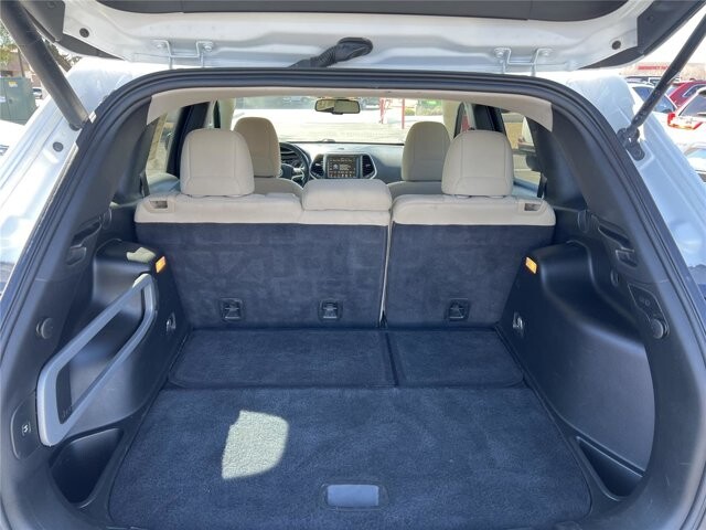 2017 Jeep Cherokee in Mesa, AZ 85212 - 18092629 35