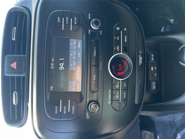 2017 Kia Soul in Mesa, AZ 85212 - 18092630 33