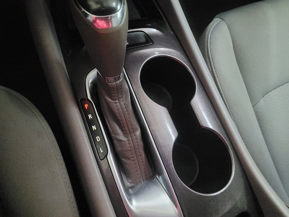 2017 Chevrolet Malibu in Union City, GA 30291 - 18092639 26