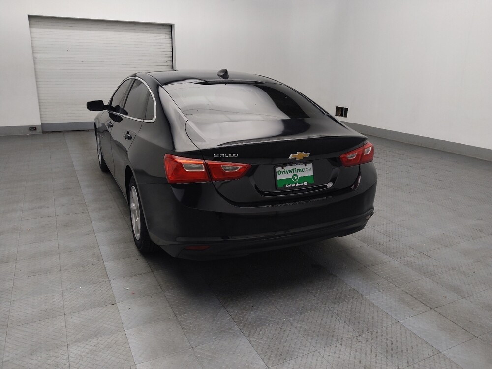 2017 Chevrolet Malibu in Union City, GA 30291 - 18092639 5