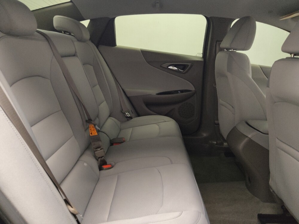 2017 Chevrolet Malibu in Union City, GA 30291 - 18092639 19