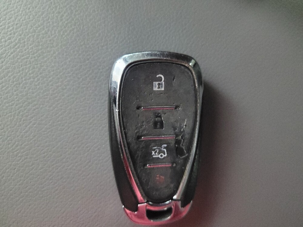 2017 Chevrolet Malibu in Union City, GA 30291 - 18092639 32