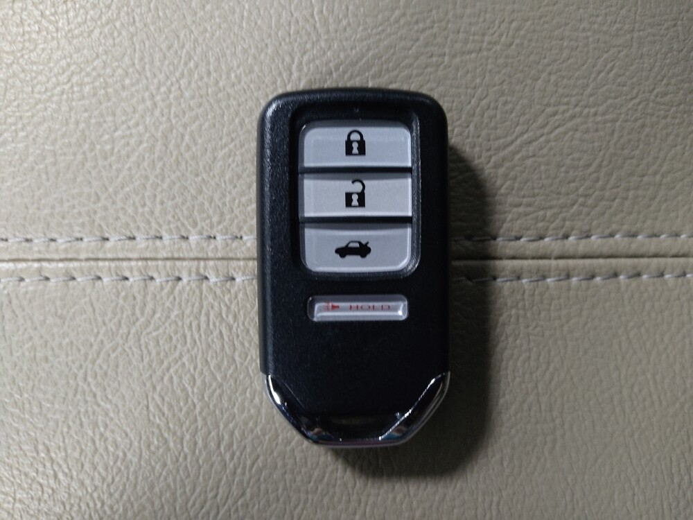 2015 Honda Accord in Duluth, GA 30096 - 18092640 32