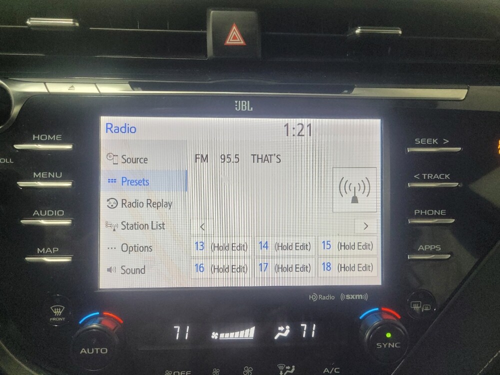 2020 Toyota Camry in Knoxville, TN 37923 - 18092647 25