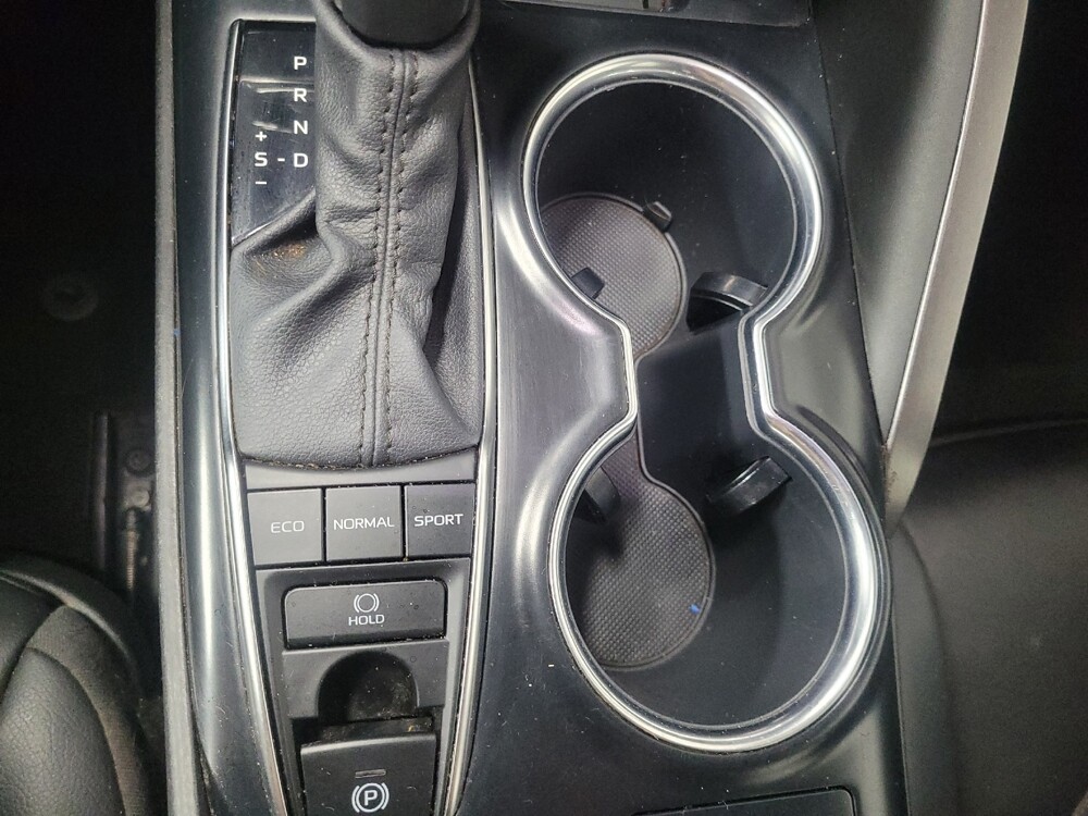 2020 Toyota Camry in Knoxville, TN 37923 - 18092647 26